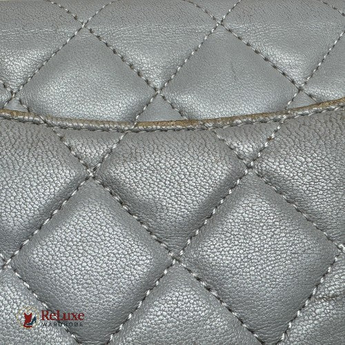 CHANEL Wallet on Chain leather clutch bag