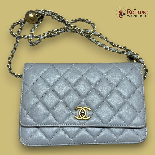 CHANEL Wallet on Chain leather clutch bag